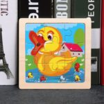 Un Puzzle en Bois Animaux représentant un canard.