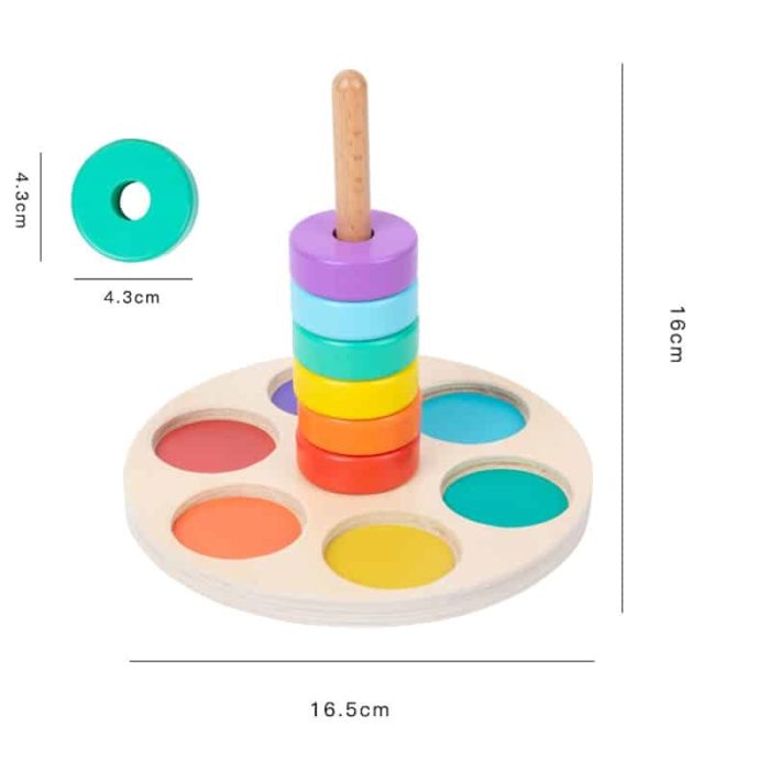 Cercles à Enfiler : Jeu de Cercles à Enfiler is a colorful wooden toy with a rainbow of colors.
