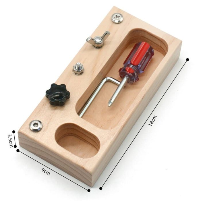 A Vissers Vrai Outils pour Enfants toolholder for children with a screw and a screwdriver.