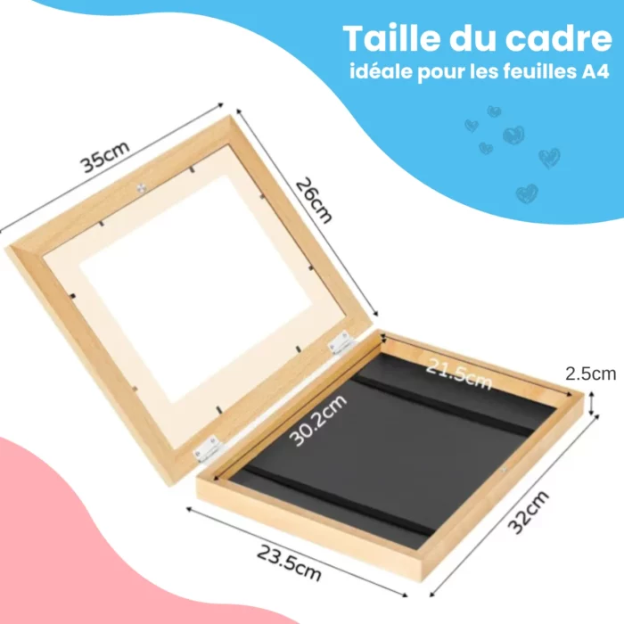 Open wooden frame, Taille A4, idéal pour stocker et exposer 150 dessins d'enfant. Cadre pour dessins d'enfant affiché sur fond coloré avec texte français ; dimensions internes et externes en cm.