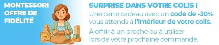 Femme de bande dessinée avec des jouets Montessori à côté d'un texte français offrant un code de réduction de 30% trouvé à l'intérieur d'un colis pour les commandes ou les cadeaux.