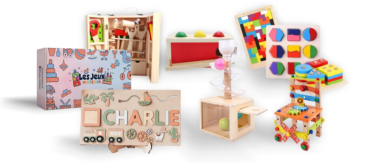 Une collection de jouets éducatifs en bois, comprenant des puzzles, des blocs de construction, un puzzle de nom et une piste de balle affichée sur fond blanc, inspirés des principes des jeux Montessori.